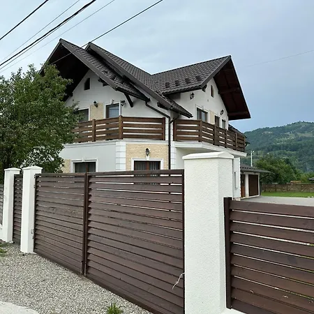 Guest house Casa Dacului